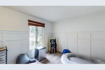 5901 Hawthorne Hollow, North Ridgeville, OH 44039 - Photo 23