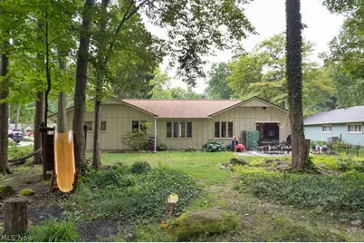 5901 Hawthorne Hollow, North Ridgeville, OH 44039 - Photo 5