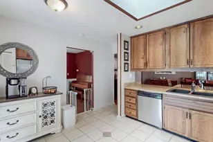 5901 Hawthorne Hollow, North Ridgeville, OH 44039 - Photo 11