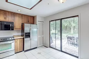 5901 Hawthorne Hollow, North Ridgeville, OH 44039 - Photo 9