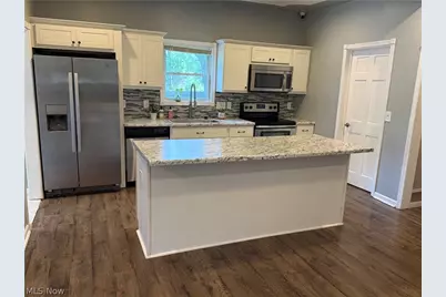 631 Mill Avenue, Amherst, OH 44001 - Photo 7