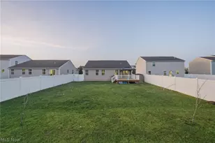 2664 Himelrigh Blvd, Barberton, OH 44203 - Photo 31