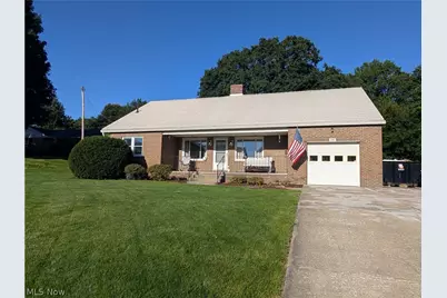 295 N Church Street, Dalton, OH 44618 - Photo 1