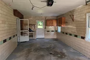295 N Church St, Dalton, OH 44618 - Photo 9