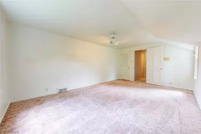 123 Homewood Avenue, Steubenville, OH 43952 - Photo 39