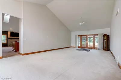 3371 Sherbrook Drive, Uniontown, OH 44685 - Photo 9