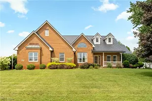 3371 Sherbrook Dr, Uniontown, OH 44685 - Photo 1
