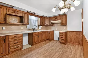 2196 Renwick Dr, Poland, OH 44514 - Photo 11