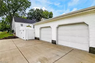 2196 Renwick Dr, Poland, OH 44514 - Photo 3
