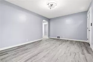 1534 Norwood Pl NW, Canton, OH 44709 - Photo 5