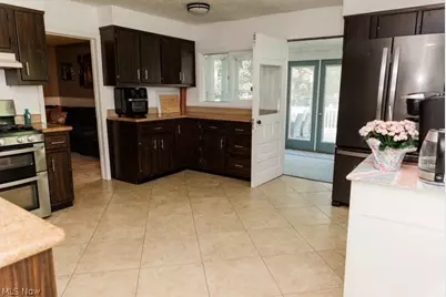 7059 Hopkins Road, Mentor, OH 44060 - Photo 9