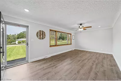 1264 Everbright Drive, Uniontown, OH 44685 - Photo 9
