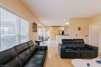 5163 Bayside Lake Boulevard, Stow, OH 44224 - Photo 9