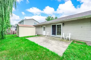 7404 Hidden Glen Dr, Amherst, OH 44001 - Photo 35