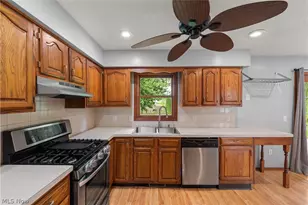 7404 Hidden Glen Dr, Amherst, OH 44001 - Photo 15