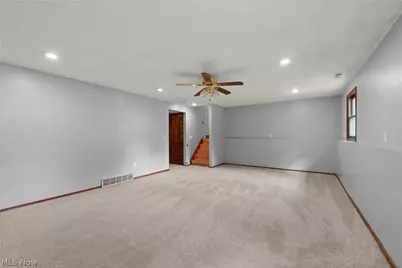 7404 Hidden Glen Drive, Amherst, OH 44001 - Photo 27