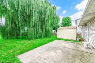 7404 Hidden Glen Dr, Amherst, OH 44001 - Photo 37