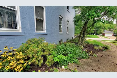 207 Washington Street, Marietta, OH 45750 - Photo 3