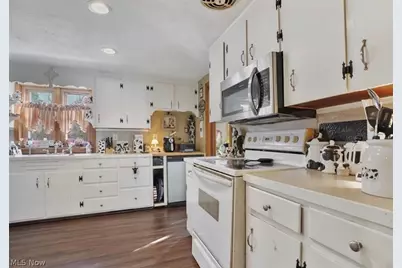 560 E Milton Street, Alliance, OH 44601 - Photo 5