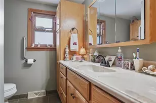 560 E Milton St, Alliance, OH 44601 - Photo 7