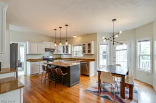 325 Fieldcrest Dr, Fairlawn, OH 44333 - Photo 5