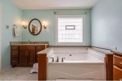 325 Fieldcrest Drive, Fairlawn, OH 44333 - Photo 35
