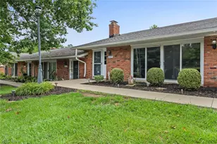 8579 Tanglewood Trail, Chagrin Falls, OH 44023 - Photo 25