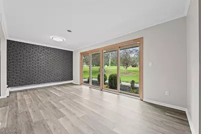 8579 Tanglewood Trail, Chagrin Falls, OH 44023 - Photo 7
