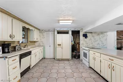 569 Township Road 204, Bloomingdale, OH 43910 - Photo 27