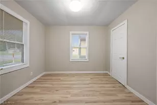 174 Killian Rd, Akron, OH 44319 - Photo 17
