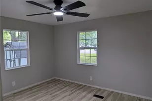 100 Chaucer, Elyria, OH 44035 - Photo 17