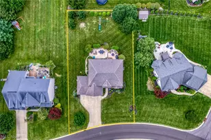 5158 Merrit Dr, Sagamore Hills, OH 44067 - Photo 3