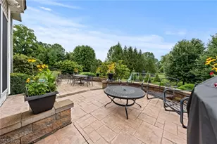 5158 Merrit Dr, Sagamore Hills, OH 44067 - Photo 41