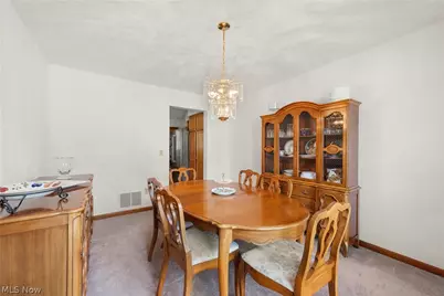 1016 Coopers Run, Amherst, OH 44001 - Photo 13