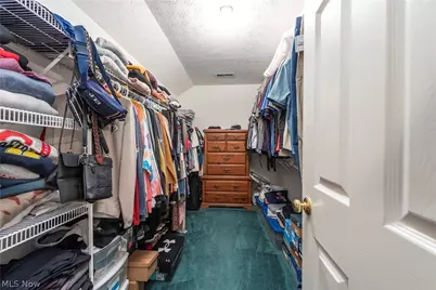 1016 Coopers Run, Amherst, OH 44001 - Photo 27