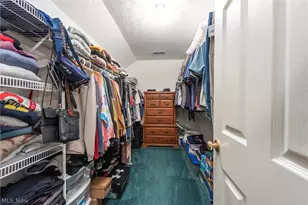 1016 Cooper's Run, Amherst, OH 44001 - Photo 27