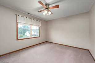 1016 Cooper's Run, Amherst, OH 44001 - Photo 33