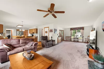 1016 Coopers Run, Amherst, OH 44001 - Photo 7