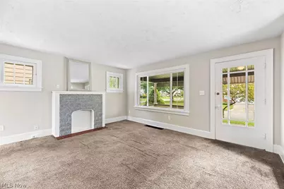815 Grant Avenue, Cuyahoga Falls, OH 44221 - Photo 5