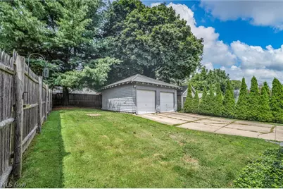 1645 Goodyear Boulevard, Akron, OH 44305 - Photo 23