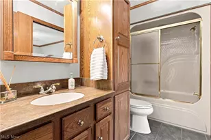 30401 Kristin Ct, Willoughby Hills, OH 44092 - Photo 21