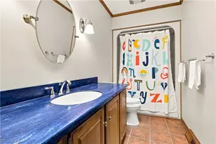 30401 Kristin Ct, Willoughby Hills, OH 44092 - Photo 37