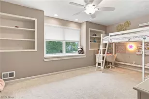 30401 Kristin Ct, Willoughby Hills, OH 44092 - Photo 33