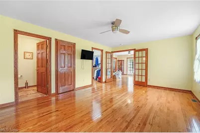 679 S Lake Street, Amherst, OH 44001 - Photo 17