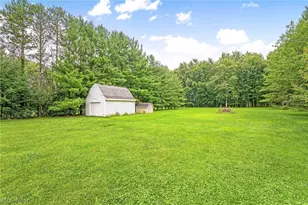 679 S Lake St, Amherst, OH 44001 - Photo 35