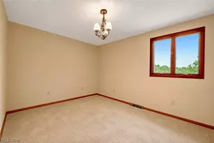 679 S Lake St, Amherst, OH 44001 - Photo 29