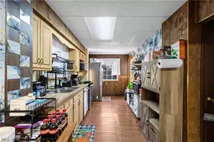 13 Prospect St, Bridgeport, OH 43912 - Photo 7