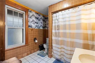 13 Prospect St, Bridgeport, OH 43912 - Photo 9