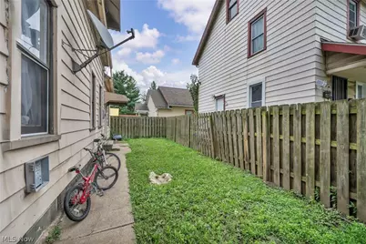 2259 W 67th Street, Loveland, OH 44102 - Photo 5