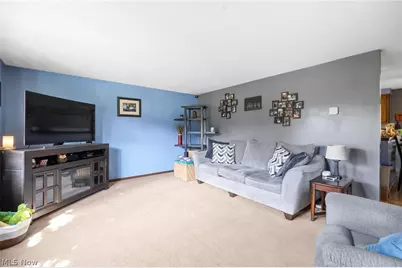 6641 Hillfield Street NW, North Canton, OH 44720 - Photo 5
